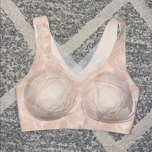 Evelyn & Bobbie Women’s The Defy Mesh Bra Wireless Seamless Gingko Sand Size S